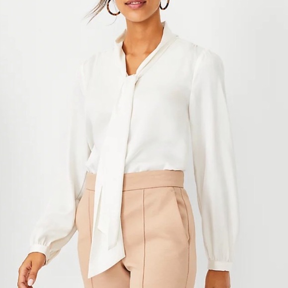 Ann Taylor Cream Blouse - Picture 2 of 8